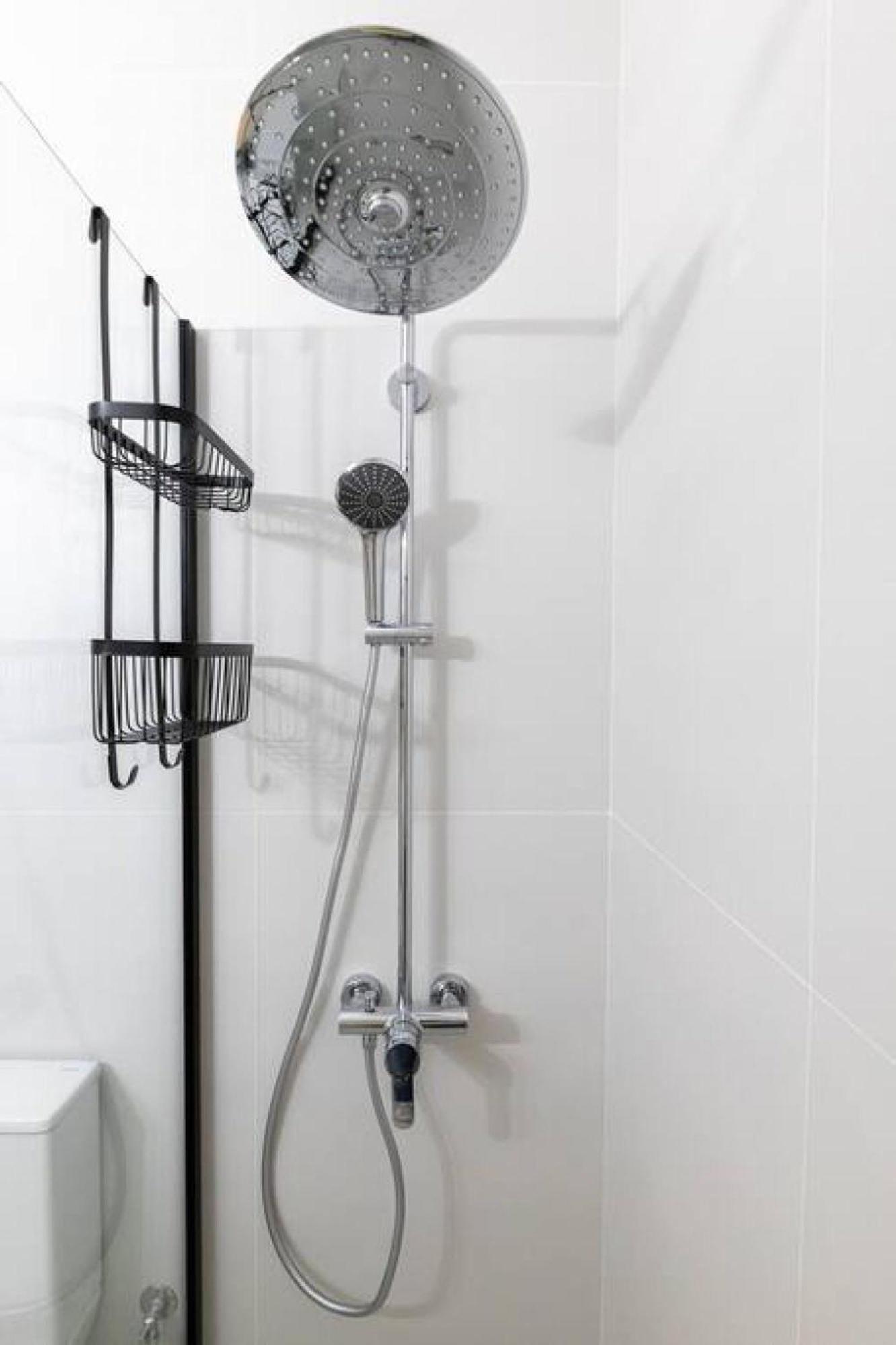 Amfitritis Family Lux Apartment At Palaio Faliro Athen Exterior foto