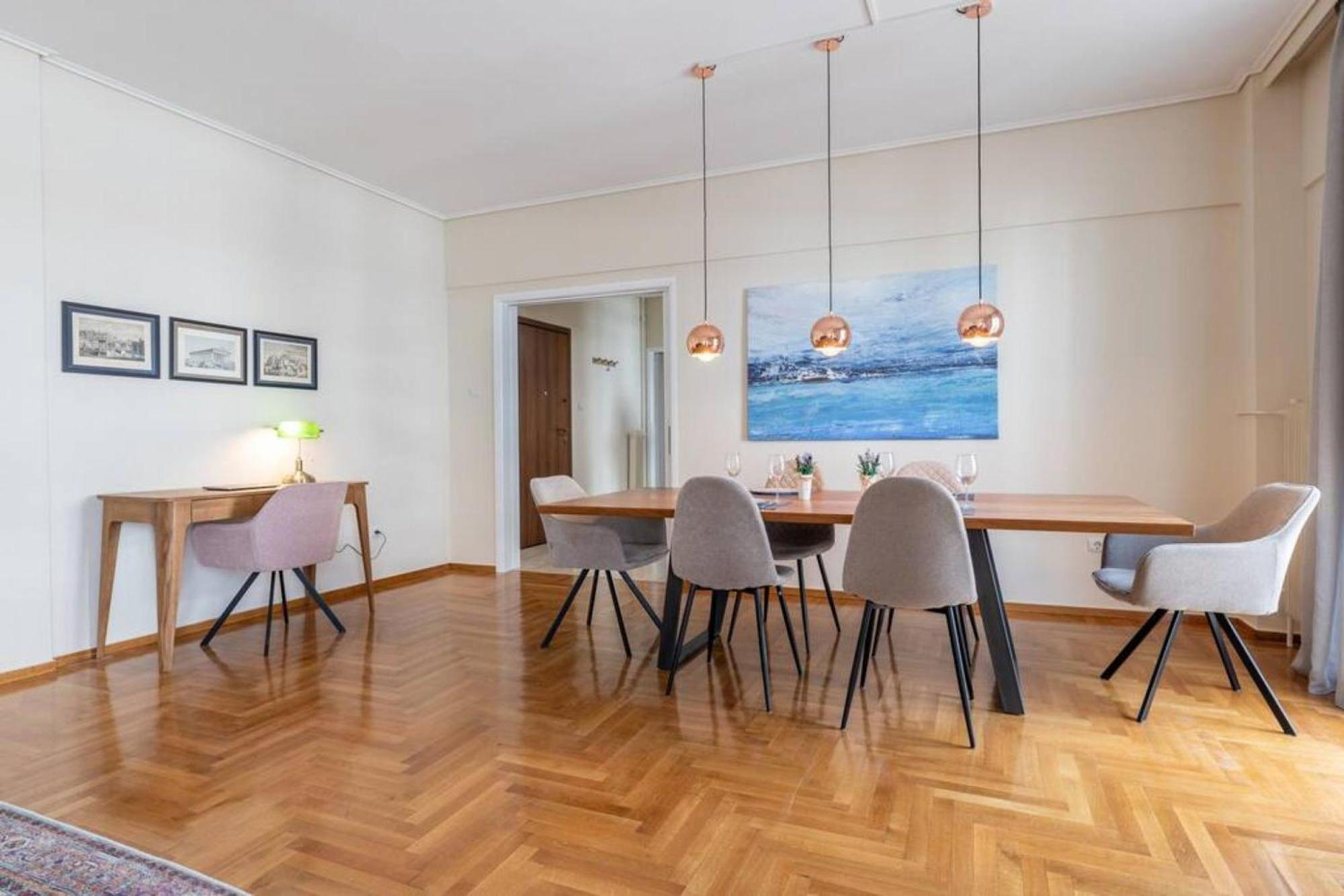 Amfitritis Family Lux Apartment At Palaio Faliro Athen Exterior foto