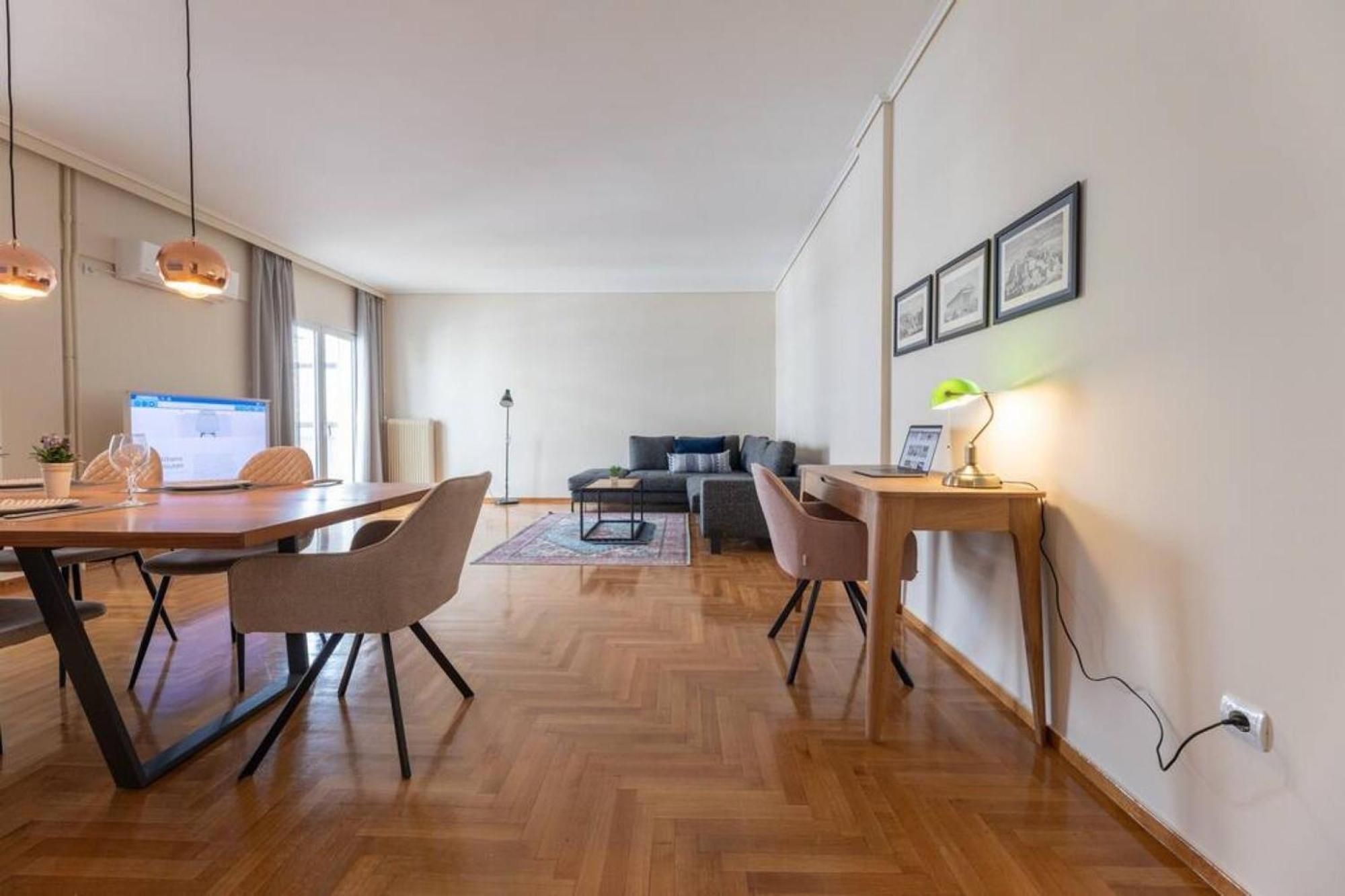 Amfitritis Family Lux Apartment At Palaio Faliro Athen Exterior foto